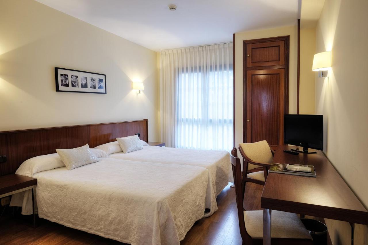 Hotel Y Apartamentos Arias Navia Room photo
